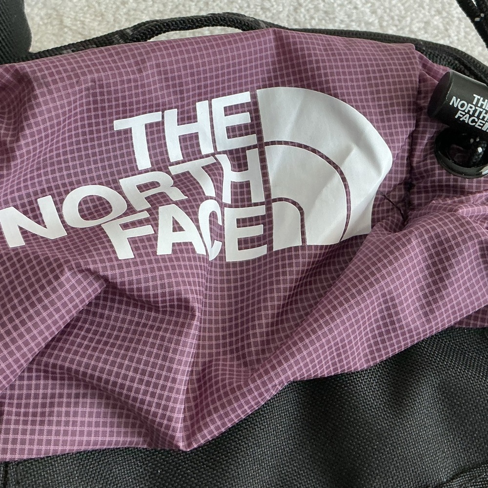 The North Face Black and Purple Belt Bag - Picture 10 of 12